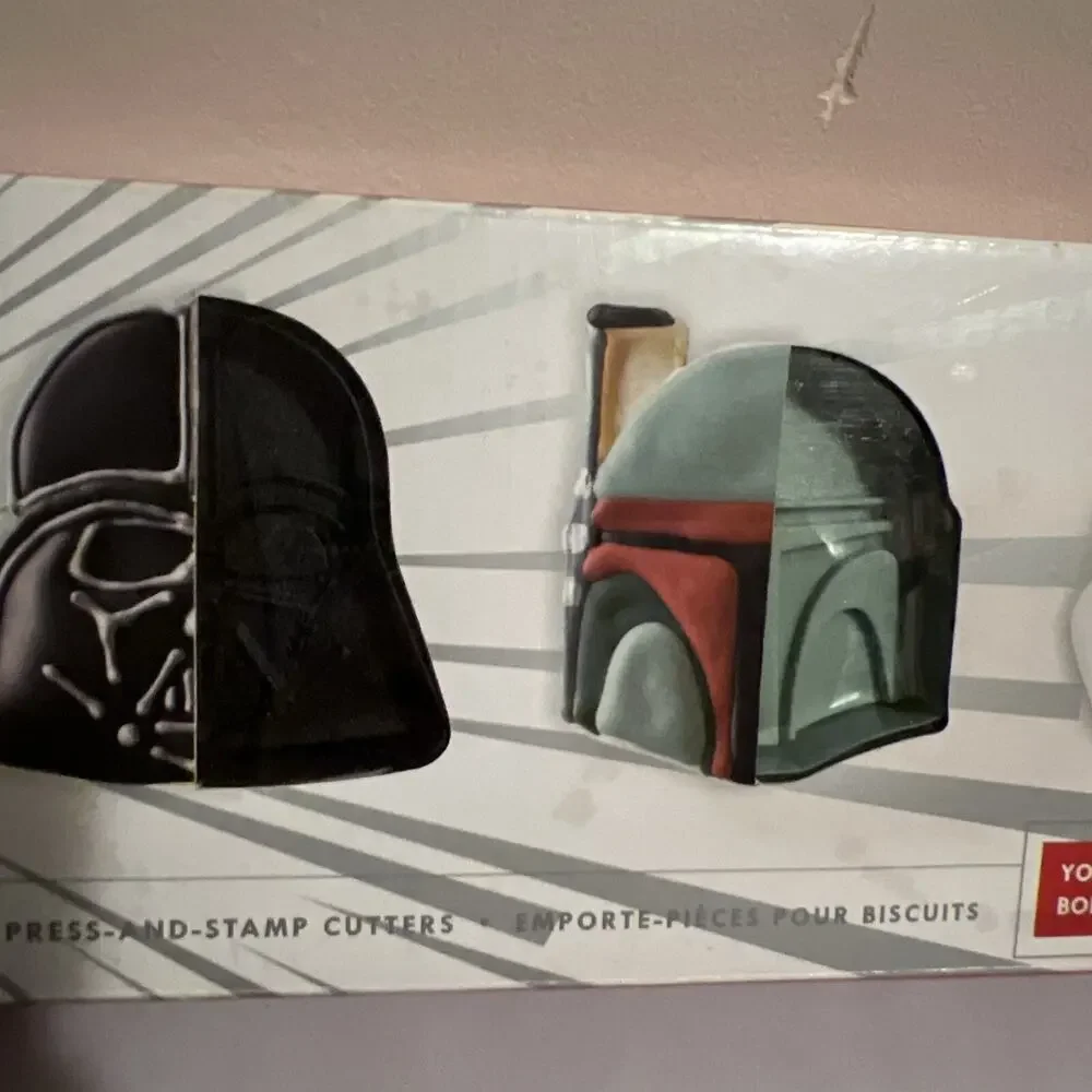 Williams Sonoma STAR WARS Cookie Cutters Set of 4 NWT YODA DARTH BOBA FETT